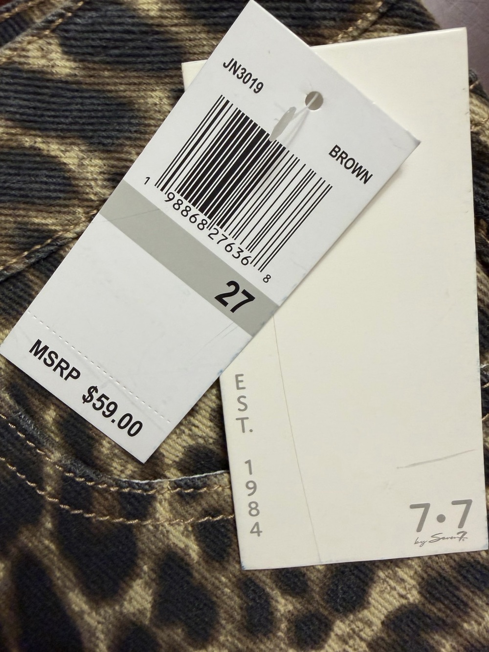 7.7 by Seven7 leopard print cotton denim cut-off micro shorts NWT Size 27 - Picture 5 of 8